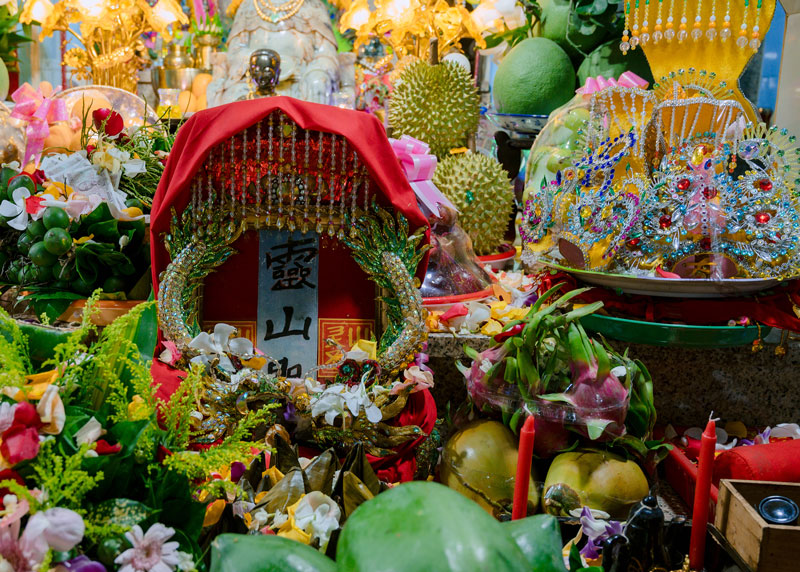 Lễ vật dâng Linh Sơn Thánh Mẫu