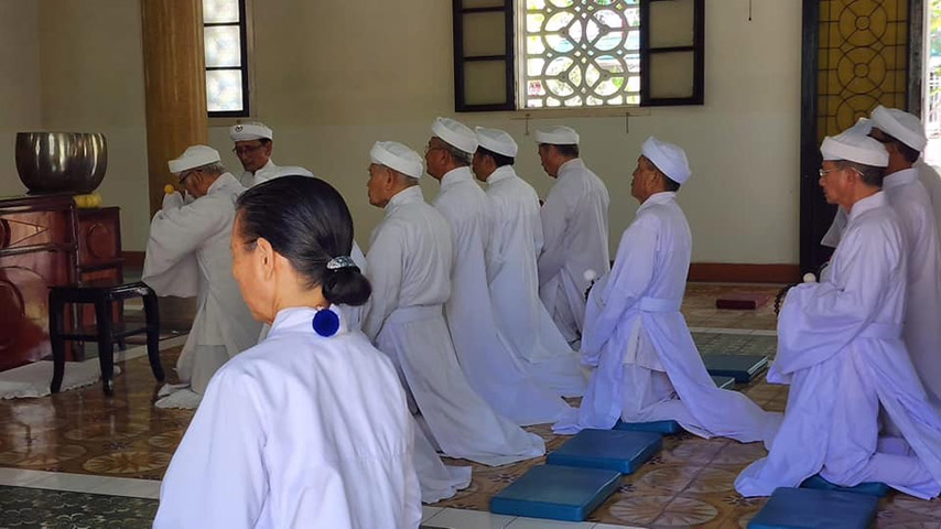 Hình ảnh các tín đồ cử hành Đại đàn 