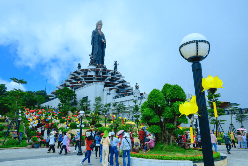 Sun World Ba Den Mountain là một trong những điểm đến hấp dẫn nhất khu vực Đông Nam Bộ 