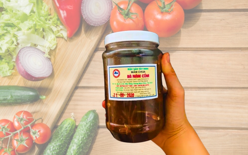 Bao bì sản phẩm mắm chua bà Năm Cốm 