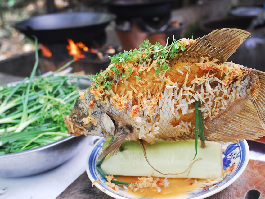 Món cá chiên xù tại Bờ Hồ quán 
