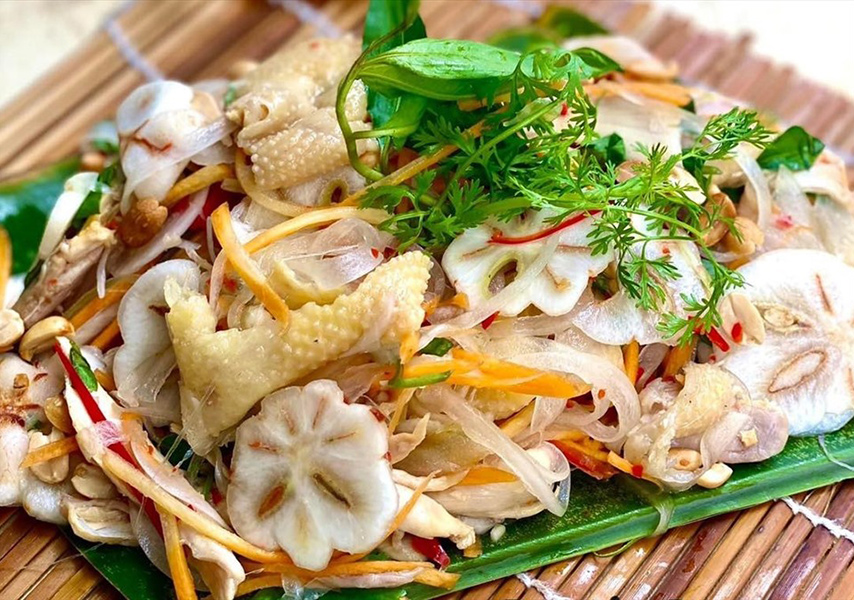 Món gỏi gà mămg cụt từng gây bão một thời gian 