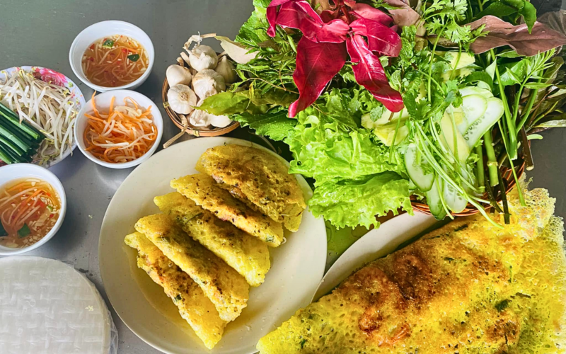 Rau mặt trăng ăn kèm bánh xèo 