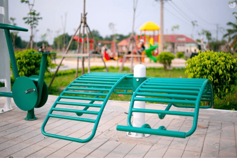 Một số dụng cụ tập luyện thể thao cơ bản tại công viên 