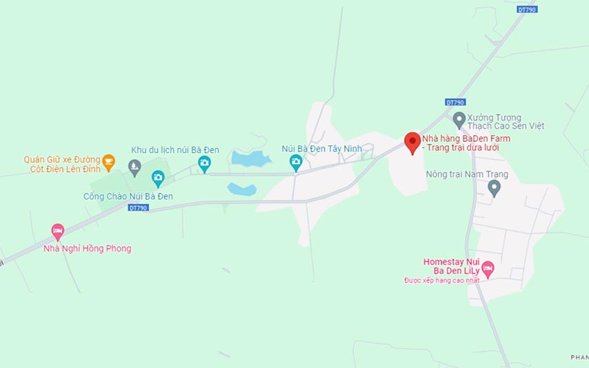 Bà Đen Farm nằm gần chân núi Bà Đen 