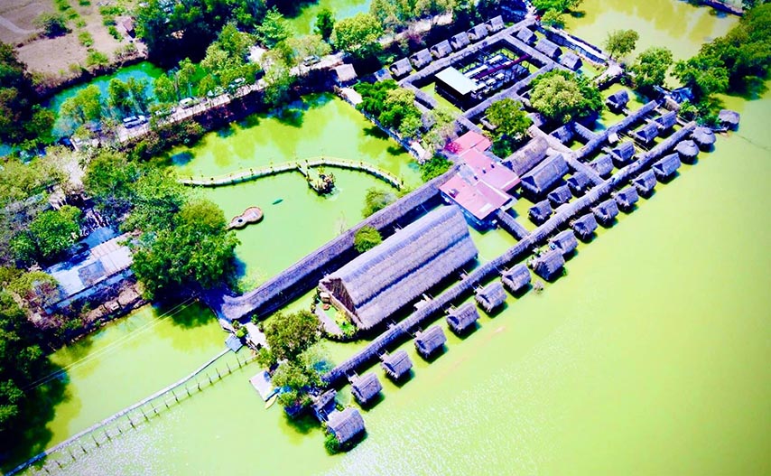 Toàn cảnh Khu du lịch sinh thái Long Trung nhìn từ trên cao