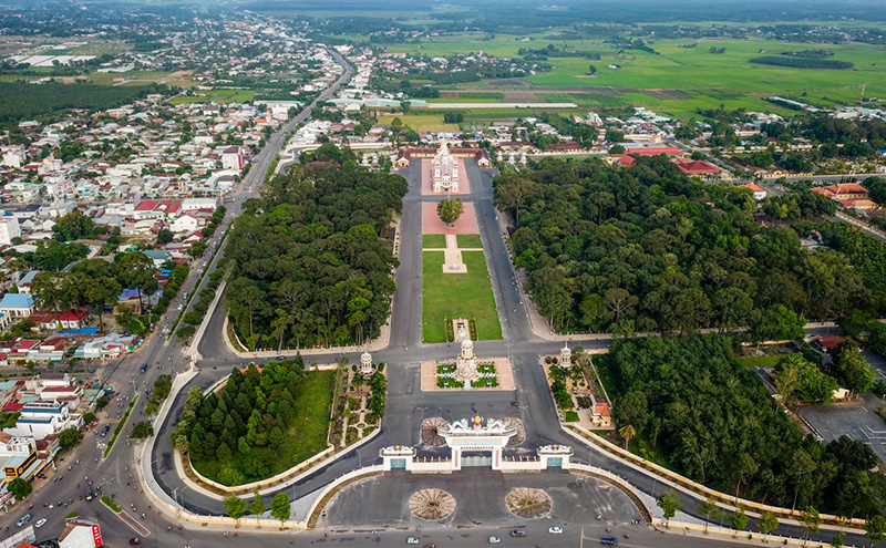 Thánh Thất Cao Đài Tây Ninh nhìn từ trên cao 