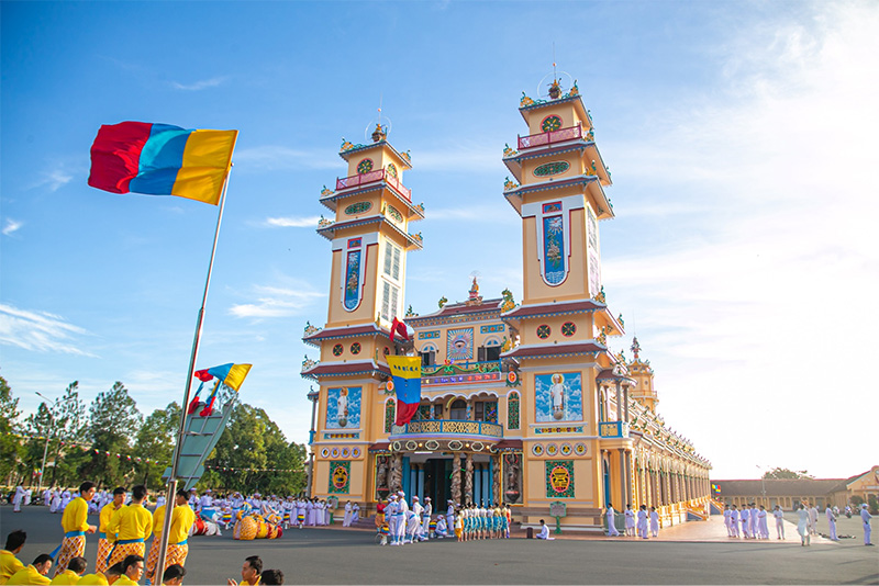 Chùa Cao Đài Tây Ninh đóng vai trò quan trọng trong tín ngưỡng - văn hoá - du lịch 