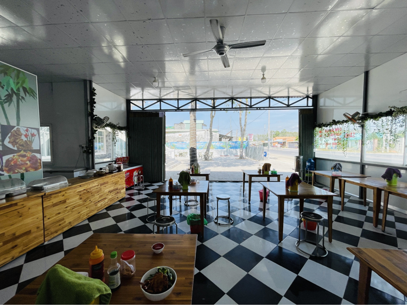 Quán Buffet chay An Lạc được trang trí khang trang và sạch sẽ