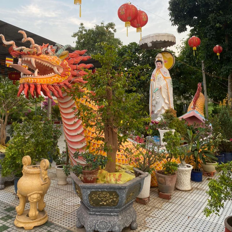 Một số tiểu cảnh trong chùa Bửu Tâm