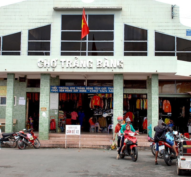 Diện mạo khang trang, rộng rãi của chợ Trảng Bàng