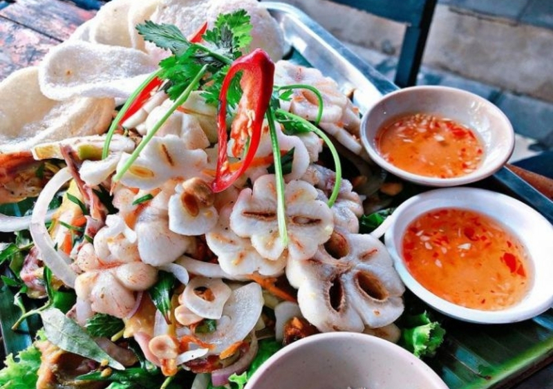 Món ăn miệt vườn đậm chất Nam Bộ được phục vụ tại vườn 