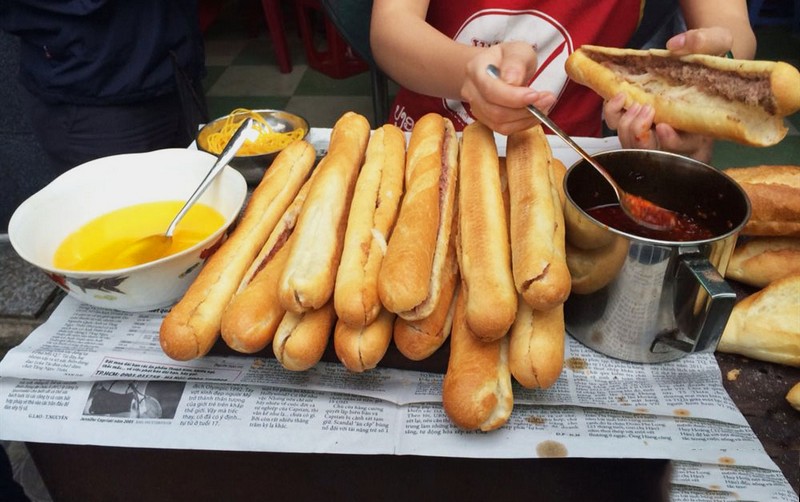 Bánh mì que Bé Hiền là điểm ăn vặt yêu thích của nhiều bạn trẻ Đà thành và khách du lịch