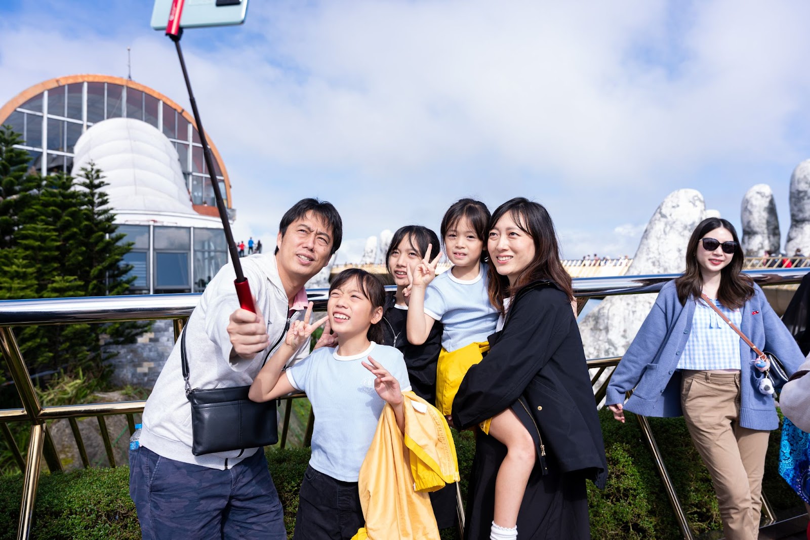 Sun World Ba Na Hills náo nhiệt du khách những ngày đầu năm 2026