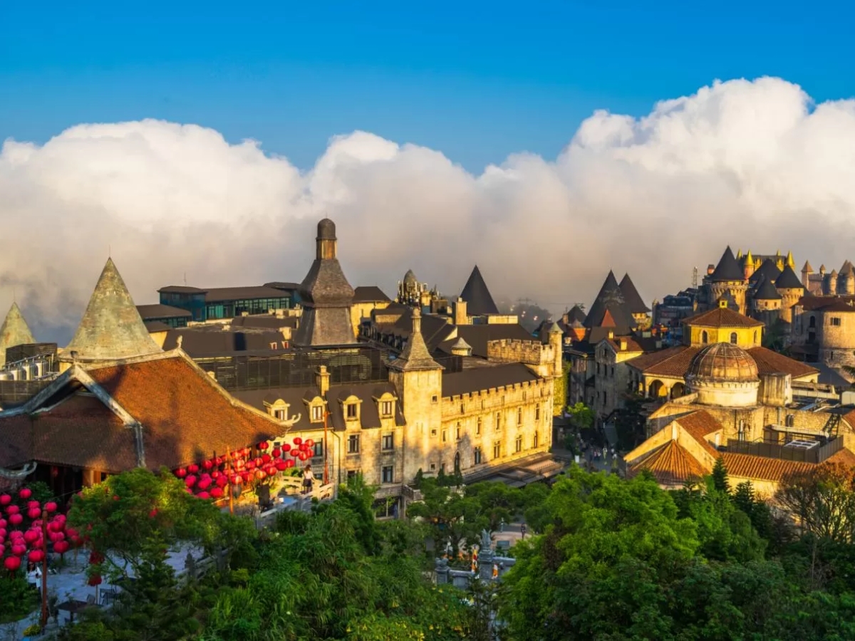 Sun World Ba Na Hills được ví như “châu Âu thu nhỏ” giữa lòng Đà Nẵng.