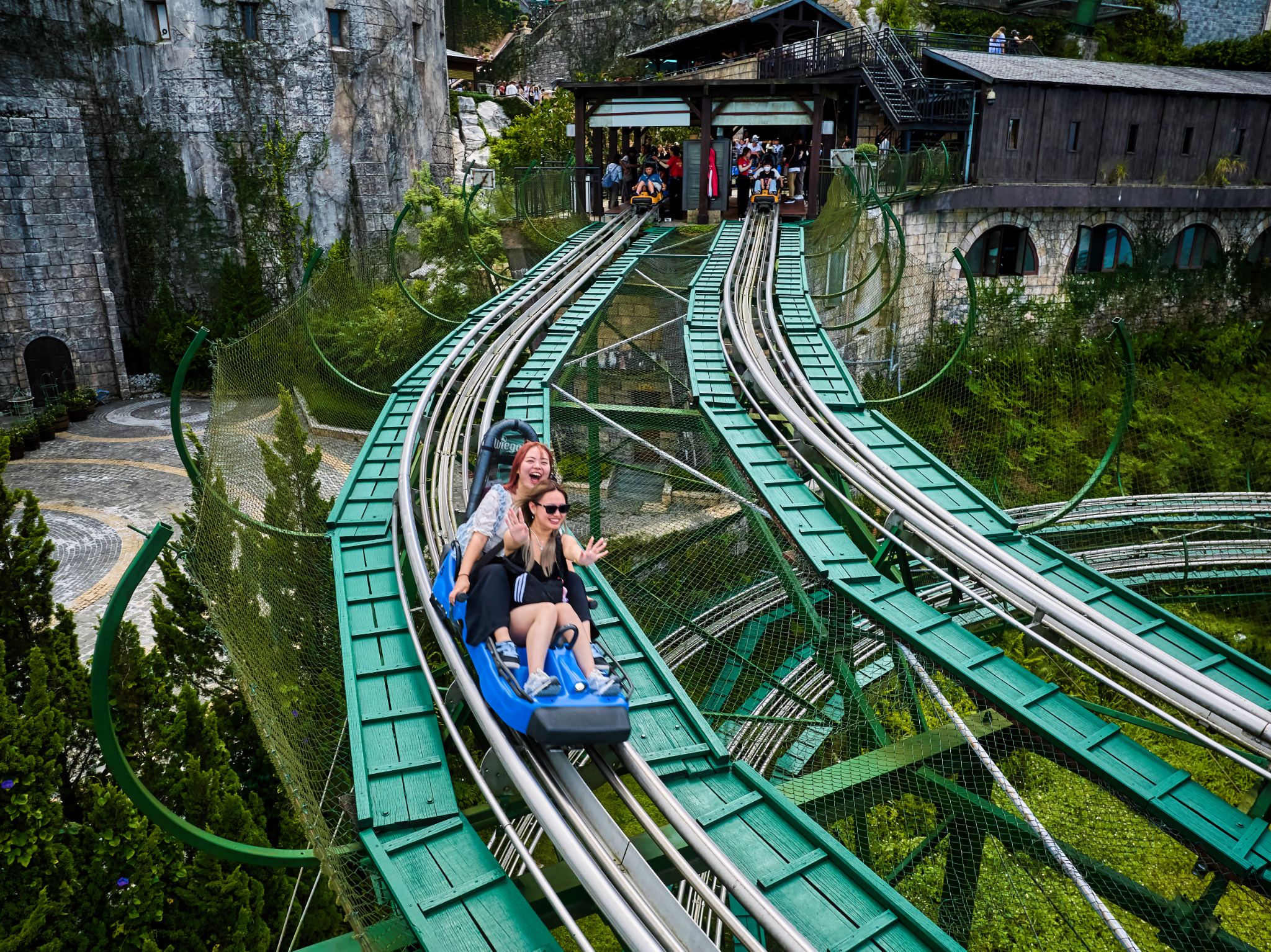 Sun World Ba Na Hills tiếp tục triển khai ưu đãi đặc biệt dành riêng cho khách U25