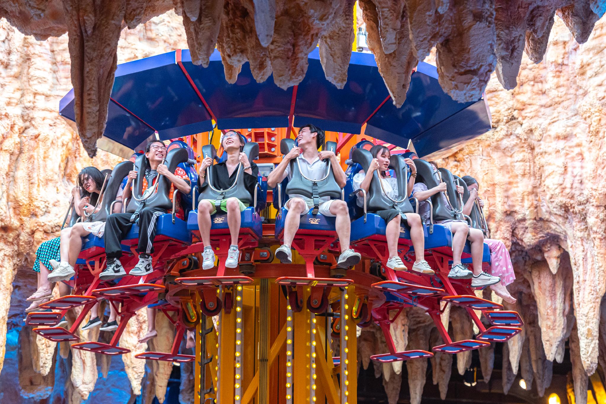 Fantasy Park bổ sung nhịp vui chơi sôi động cho hành trình trên đỉnh Bà Nà.