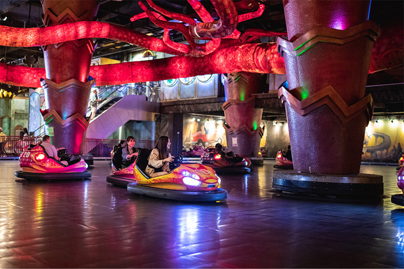 Xe điện đụng là một trò chơi giải tỏa căng thẳng hiệu quả, phù hợp với mọi lứa tuổi, giới tính