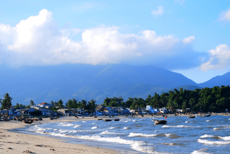 39 Quang Canh Thanh Binh Cua Nhung Ngoi Nha Ke Ben Bien