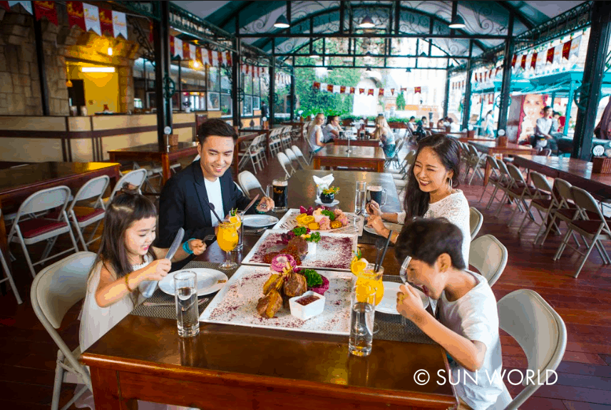 Ăn uống tại các nhà hàng gọi món là sự lựa chọn lý tưởng của những gia đình có con nhỏ