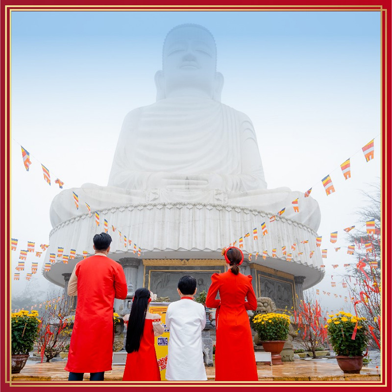 Trải nghiệm tâm linh chùa Linh Ứng Bà Nà
