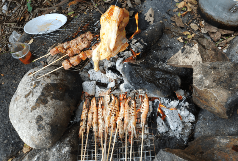 15 Du Khach Co The Mang Theo Do An Den Picnic Tai Ghenh Bang