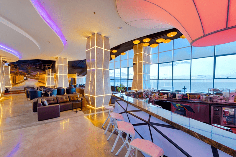 134 Khong Gian Sky Bar O Grand Tourane Hotel Danang