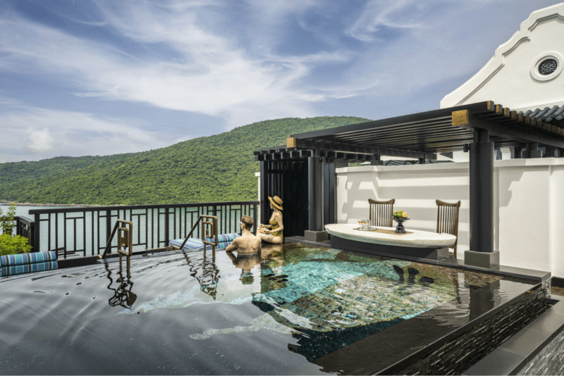 18 Tam Nhin Ngoan Muc Cua Intercontinental Danang Sun Peninsula Resort