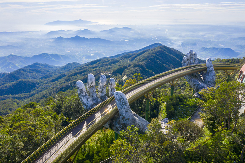 Cây cầu Vàng tại Ba Na Hills