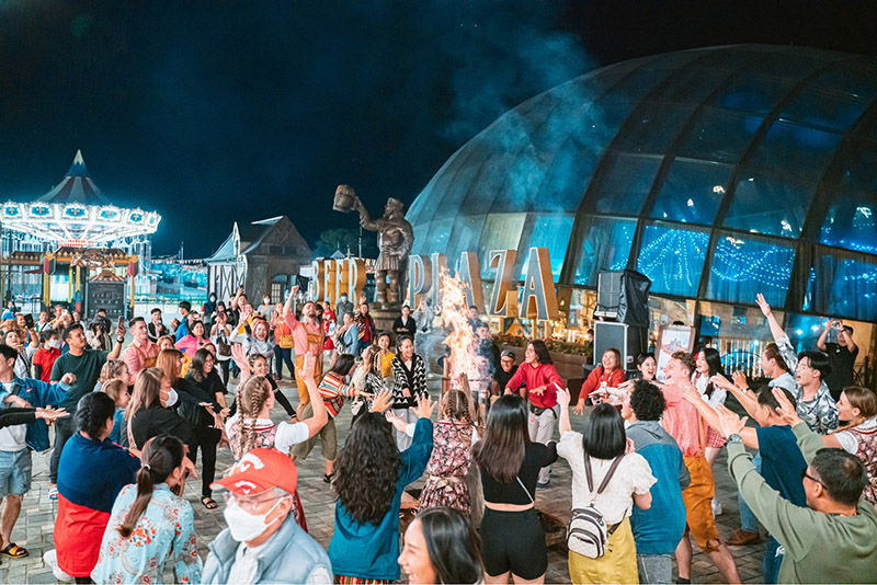 Khung cảnh lễ hội bia tại Ba Na Hills