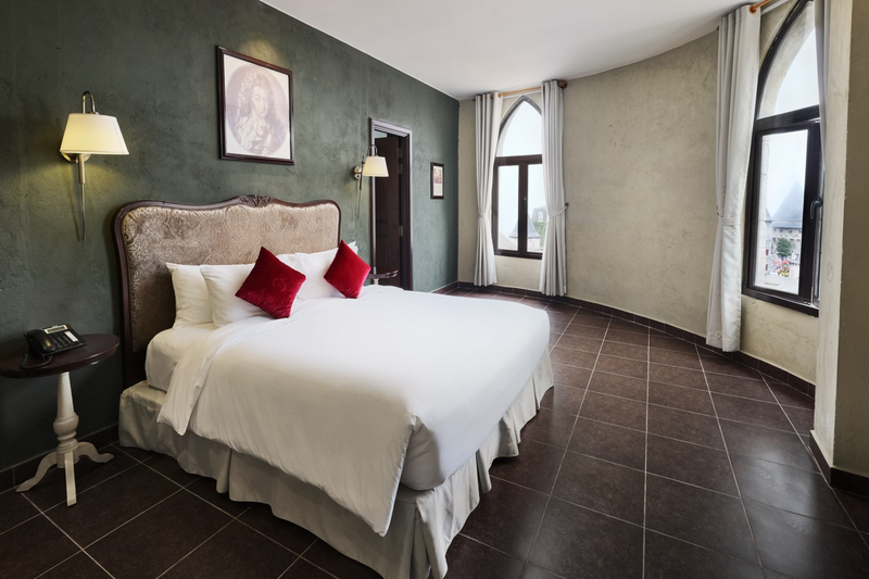 Không Gian Tầng 2 phòng Executive Suite