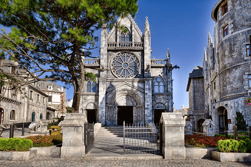 12 Lang Phap Mot Cong Trinh Do So Tai Ba Na Hills