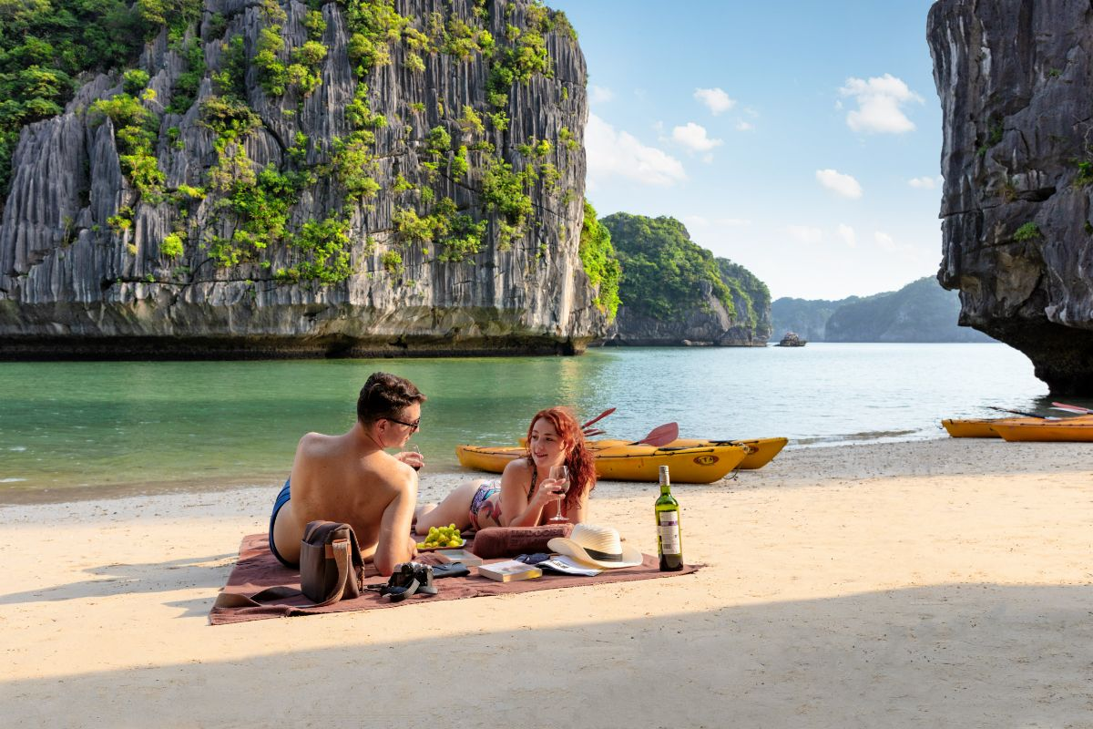 cheo-kayak-cat-ba-tai-dao-ba-trai-dao          Hỏi ChatGPT