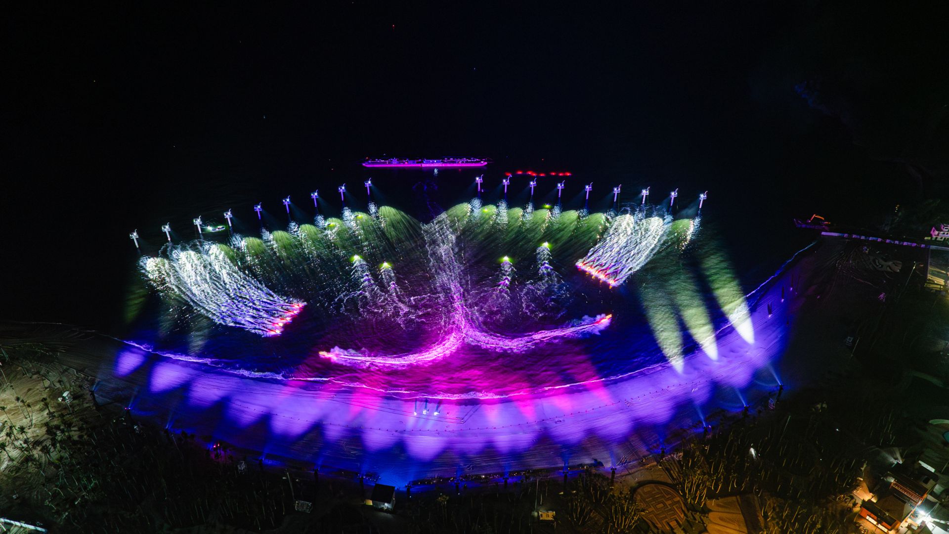 Show Bản giao hưởng Đảo Xanh - Symphony of the Green Island 