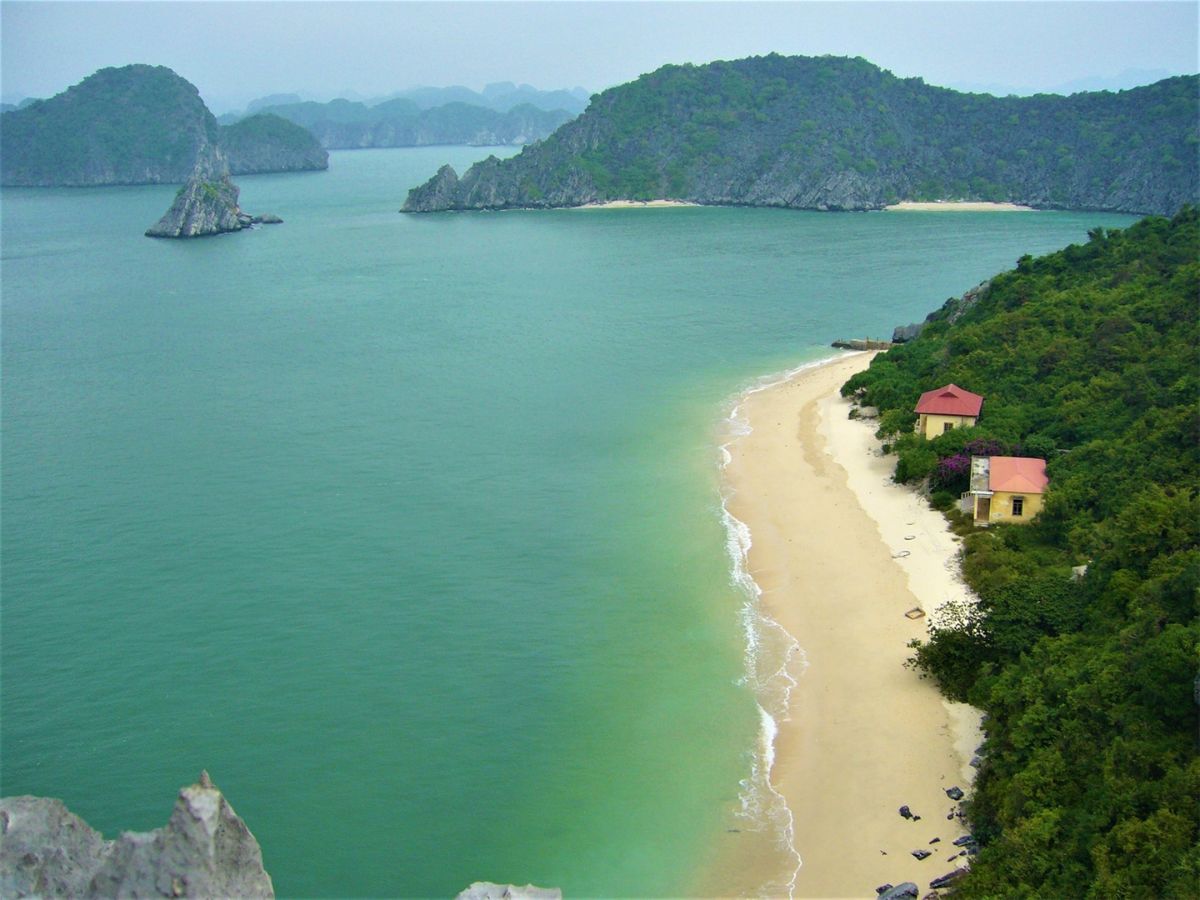 Bãi Cát Dứa