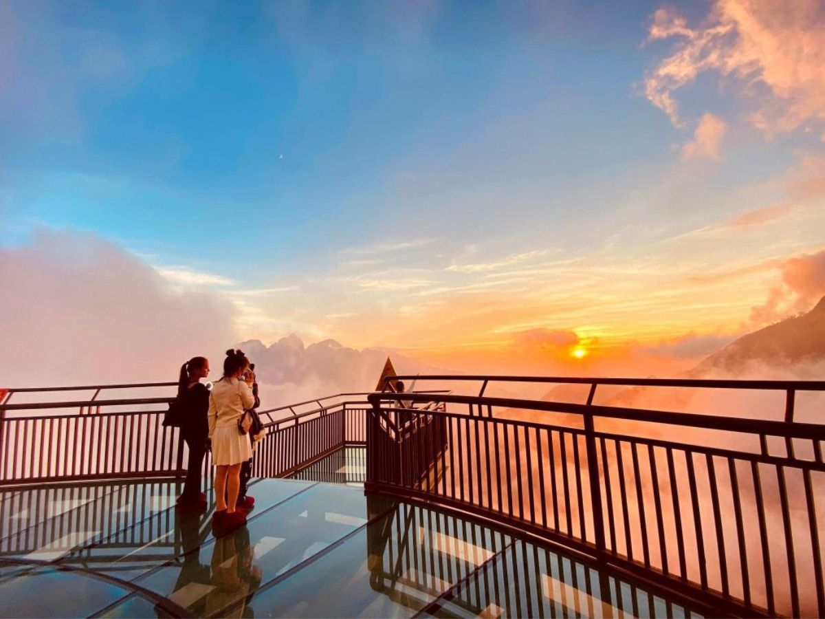 Những lưu ý an toàn khi tham quan cầu kính