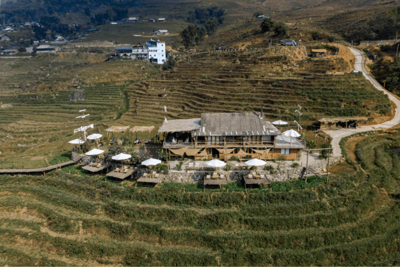 Toàn cảnh Sailing Sa Pa – quán cà phê nằm biệt lập giữa ruộng đồng mênh mang (Nguồn: FB Sailing Sapa)