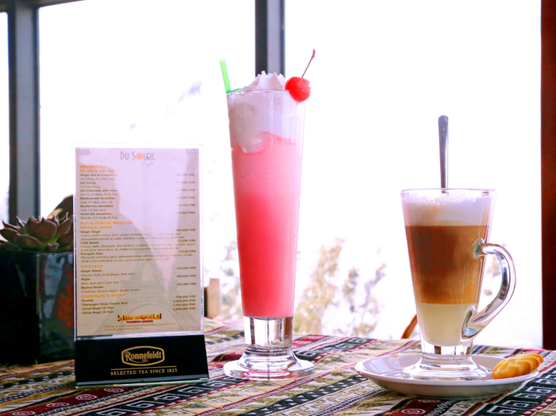Menu tại quán cafe trên đỉnh Fansipan - Cafe Du Soleil được xây dựng theo hướng đa dạng.