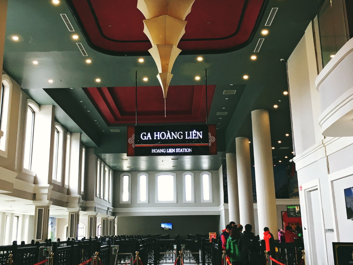 Kiến trúc độc đáo bên trong ga Hoàng Liên