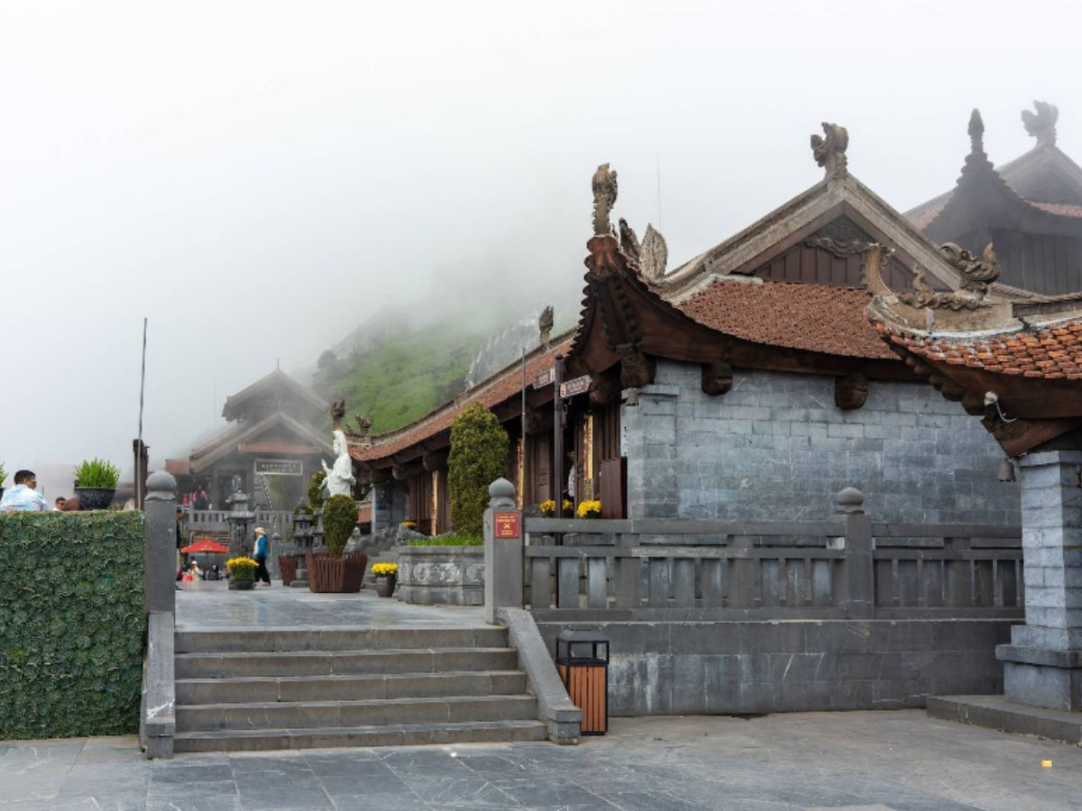 Kiến trúc tinh hoa nghệ thuật thời Trần - Bích Vân Thiền Tự 