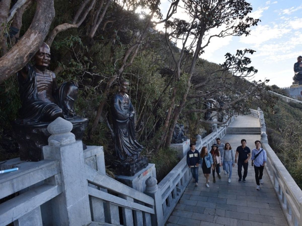 Con đường La Hán - điểm nhấn tâm linh Sapa (