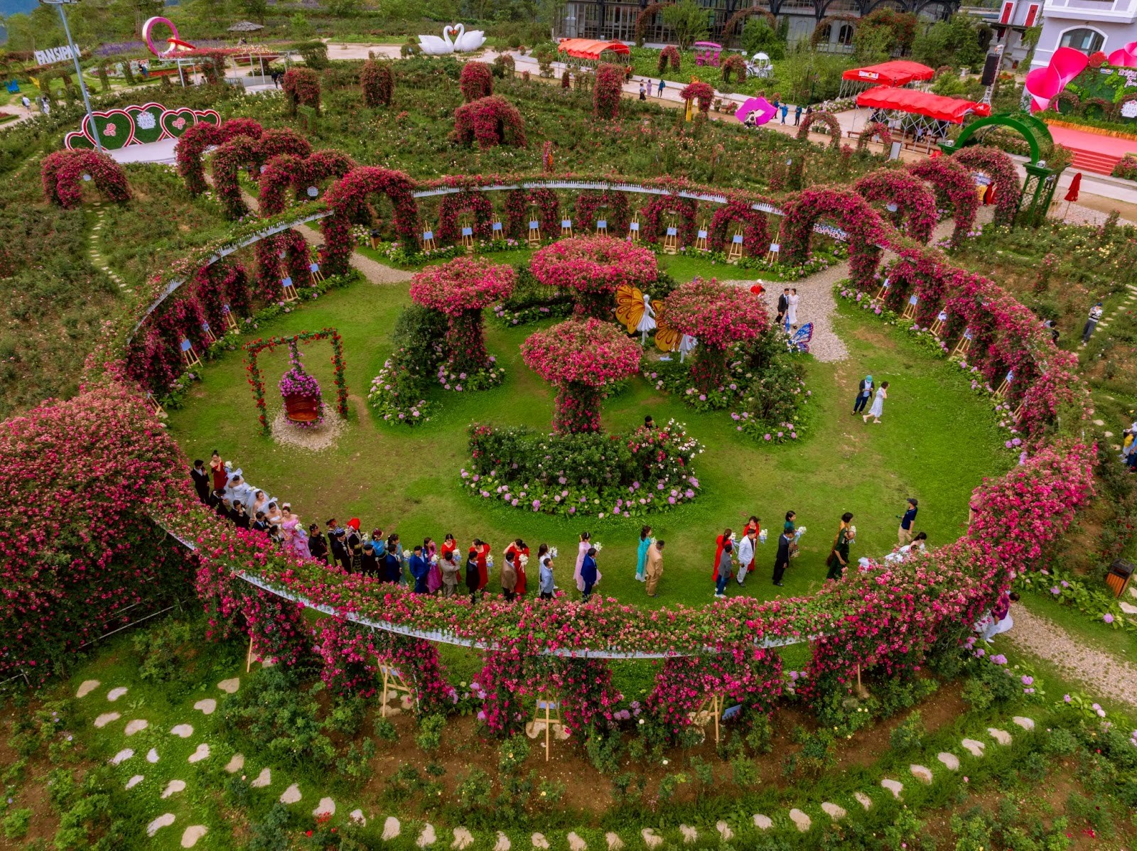 Sắc hoa rực rỡ tại Sun World Fansipan Legend. 