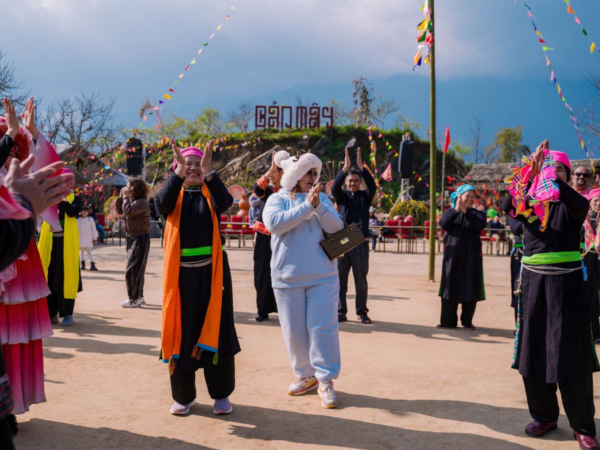 Không gian yên bình tại Bản Mây giúp du khách cảm nhận trọn vẹn nét đẹp văn hóa bản địa. 