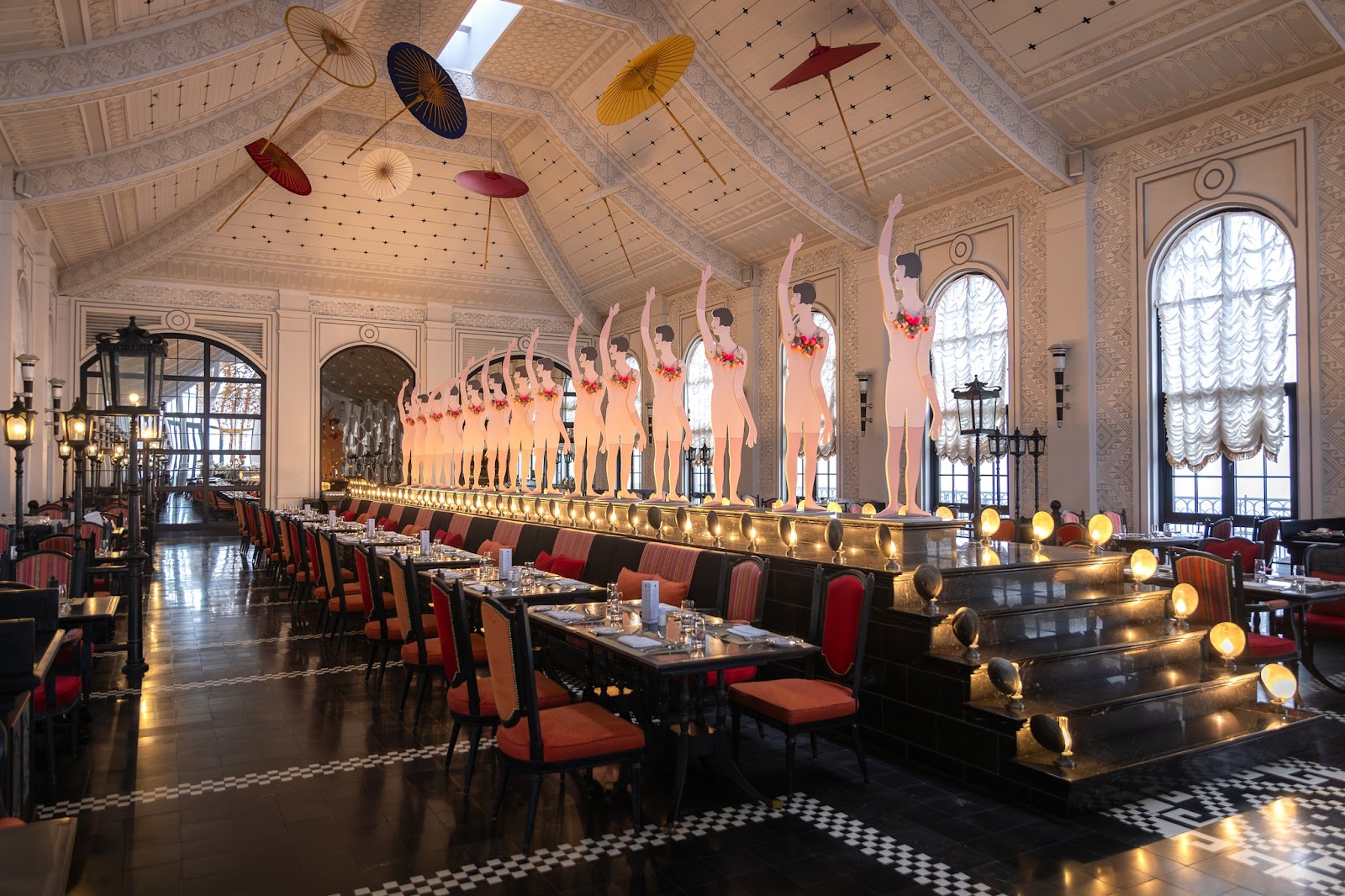 Không gian đậm chất nghệ thuật tại nhà hàng Chic.