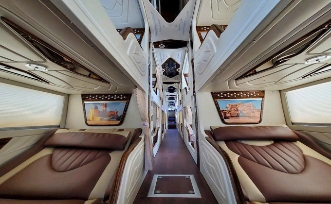 Xe khách là phương tiện di chuyển phổ biến từ Hải Phòng đến Sa Pa