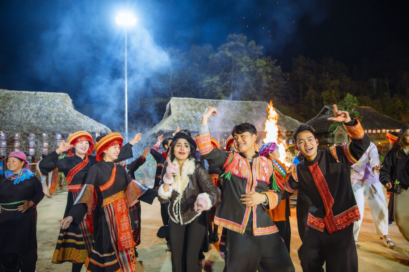 Sun World Fansipan Legend lựa chọn hướng đi bền vững: bảo tồn và nâng tầm văn hóa bản địa.