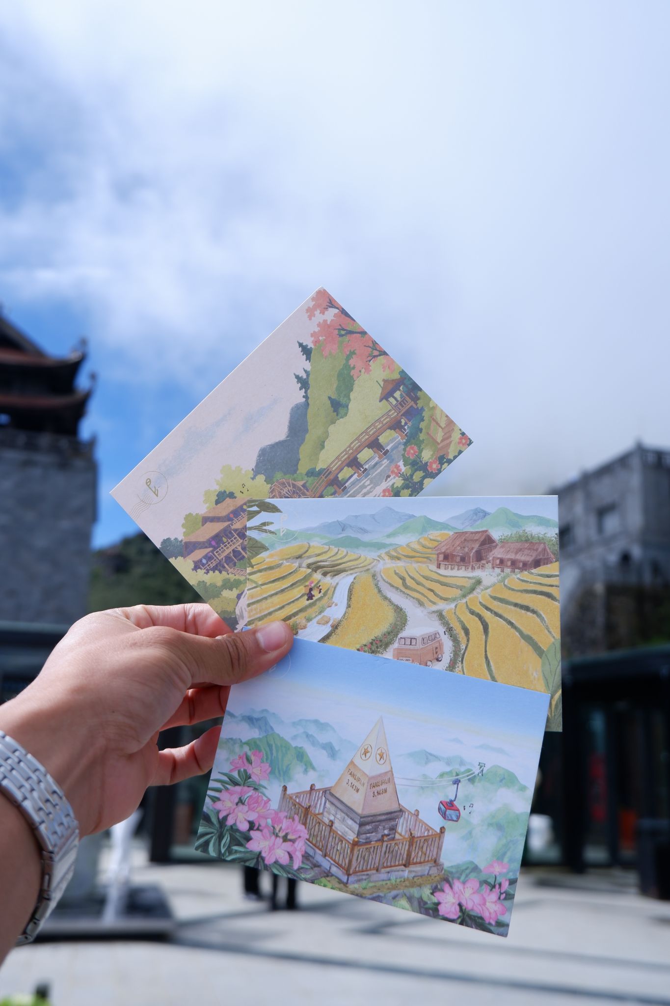 Mỗi góc nhỏ tại Phê La Phan Xi Păng đều mang hơi thở văn hóa Tây Bắc, hòa quyện cùng phong cách đặc trưng của Phê La.