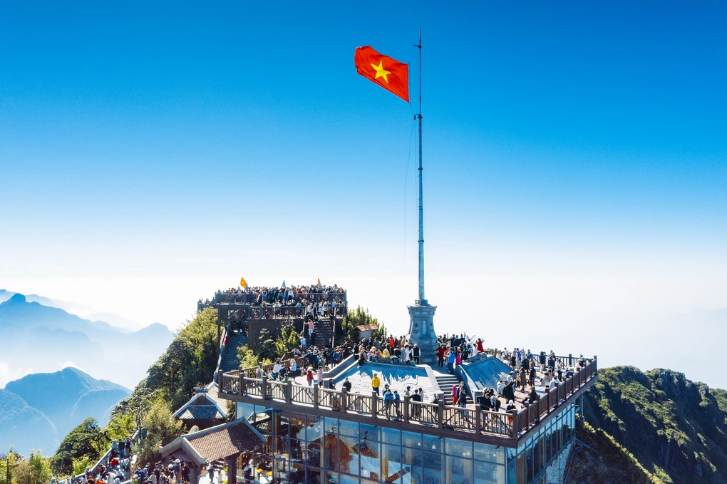 Sun World Fansipan Legend – điểm bắt đầu hành trình khám phá đỉnh Fansipan bằng hệ thống cáp treo hiện đại (Nguồn: Sưu tầm)