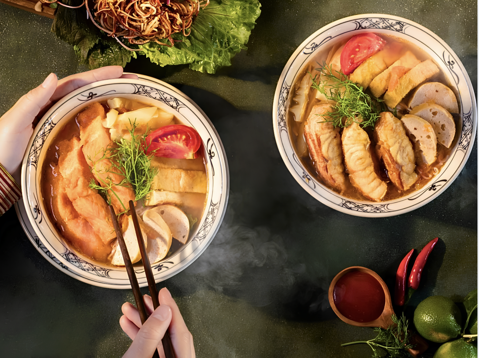 Nằm ngay tại ga lên đỉnh Fansipan, Nhà hàng Chợ Quê là trạm dừng chân lý tưởng để du khách nghỉ ngơi và dùng bữa trước khi tiếp tục hành trình. (Nguồn: Sưu tầm)