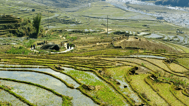 Vị trí thực tế của bãi đá cổ Sa Pa tại thung lũng Mường Hoa